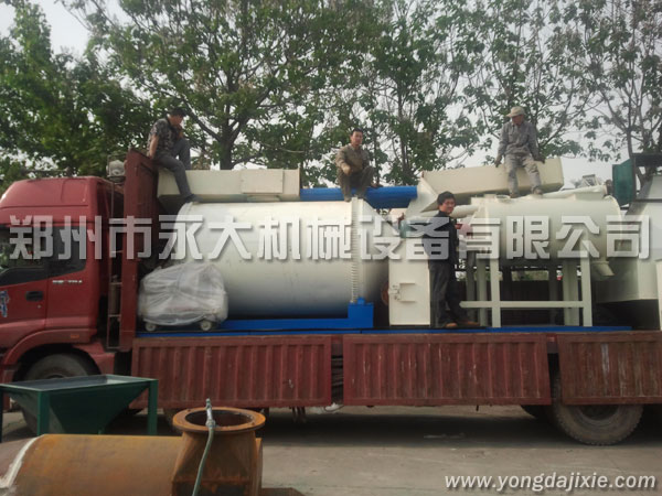 全自動?；⒅闊o機(jī)保溫砂漿生產(chǎn)線發(fā)貨現(xiàn)場